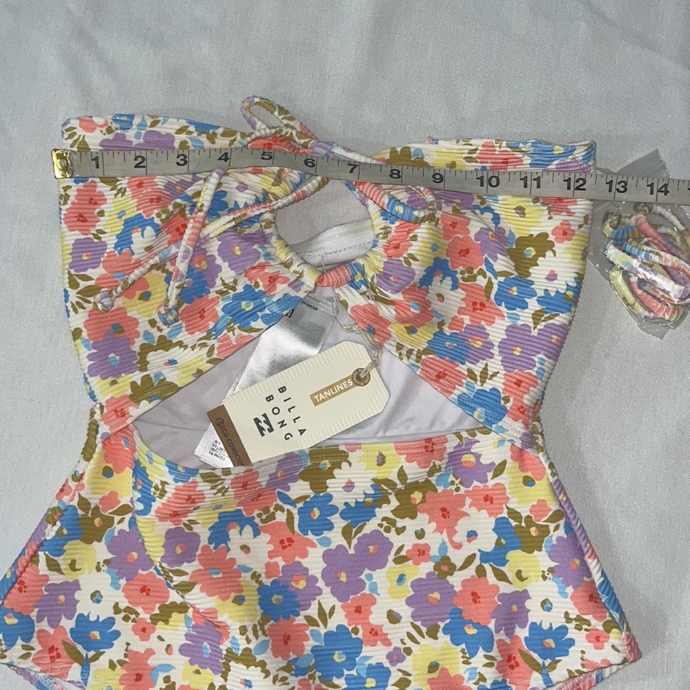 Billabong Dream Chaser Tanlines One-Piece Swimsuit, M - Picture 7 of 16